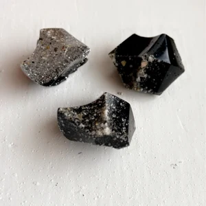 Natural vs Lab Grown Diamonds